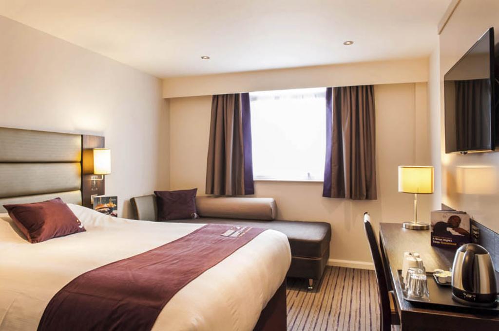 Premier Inn Aberdeen Airport - Dyce Dış mekan fotoğraf